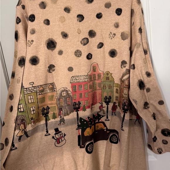 Ali Miles Winter themed Top - Picture 4 of 4